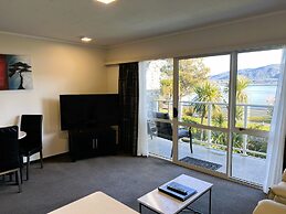 Fiordland Lakeview Motel and Apartments