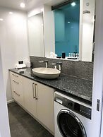 Fiordland Lakeview Motel and Apartments