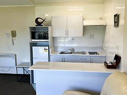 Fiordland Lakeview Motel and Apartments