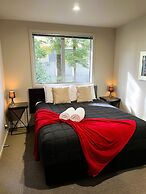 Fiordland Lakeview Motel and Apartments