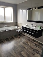 Fiordland Lakeview Motel and Apartments