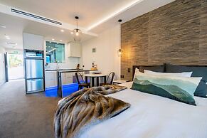 Fiordland Lakeview Motel and Apartments