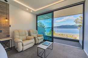 Fiordland Lakeview Motel and Apartments