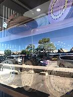 Iskandar Sinsuran Guesthouse