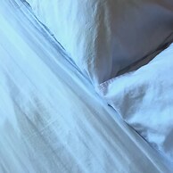 Iskandar Sinsuran Guesthouse