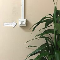 Iskandar Sinsuran Guesthouse