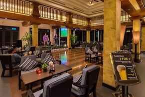 Angkor Miracle Reflection Club