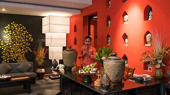 Angkor Miracle Reflection Club