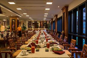 Angkor Miracle Reflection Club