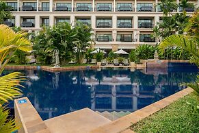 Angkor Miracle Reflection Club