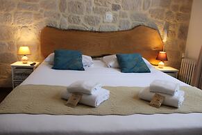 Hôtel des Grottes