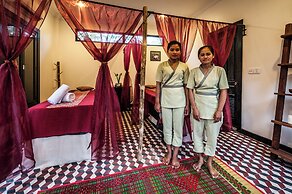 La Residence WatBo Hotel