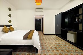 La Residence WatBo Hotel