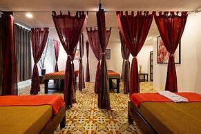 La Residence WatBo Hotel