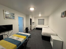 Siesta Motel