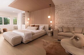 Prestige Beach House, WorldHotels Crafted