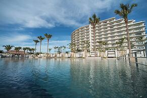 Hotel Monterey Okinawa Spa & Resort