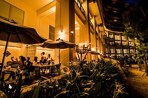 Hotel Monterey Okinawa Spa & Resort