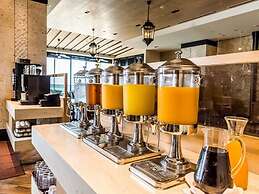 Hotel Monterey Okinawa Spa & Resort