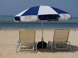 Hotel Monterey Okinawa Spa & Resort