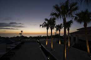 Hotel Monterey Okinawa Spa & Resort