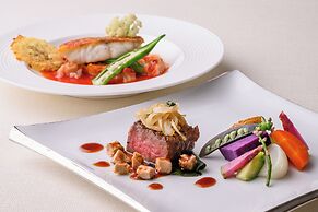 Hotel Monterey Okinawa Spa & Resort