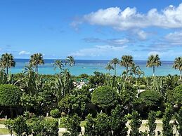 Hotel Monterey Okinawa Spa & Resort