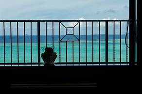 Hotel Monterey Okinawa Spa & Resort