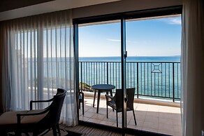 Hotel Monterey Okinawa Spa & Resort