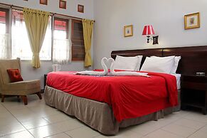 Rumah Asri Bed And Breakfast