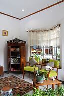 Rumah Asri Bed And Breakfast