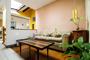 Rumah Asri Bed And Breakfast