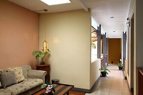 Rumah Asri Bed And Breakfast