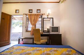 Rumah Asri Bed And Breakfast