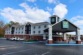 Quality Inn & Suites Huntsville Research Park Area