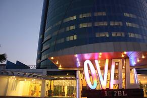 Hotel Oval Surabaya
