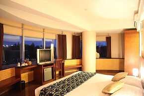 Hotel Oval Surabaya