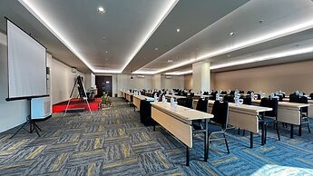 Hotel 88 Embong Malang by WH