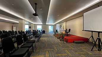 Hotel 88 Embong Malang by WH