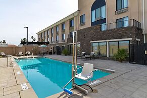 Holiday Inn Express & Suites Indio - Coachella Valley by IHG