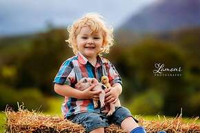 Blackwattle Farm B&B and Farm Stay