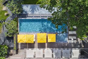 Beach Club by Haad Tien