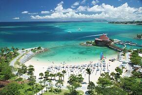 Renaissance Resort Okinawa