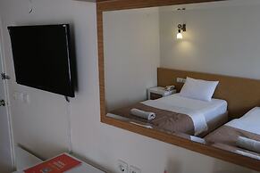 Üstün Otel Alsancak