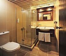 Üstün Otel Alsancak