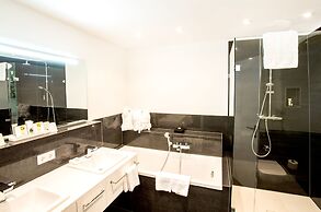 Schlosshotel Hugenpoet