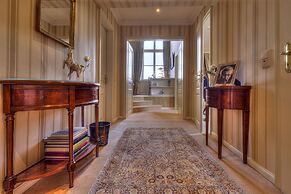 Schlosshotel Hugenpoet