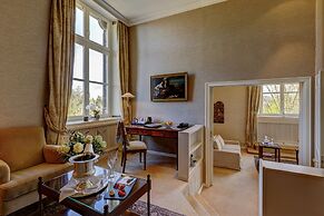 Schlosshotel Hugenpoet