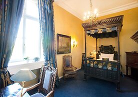 Schlosshotel Hugenpoet