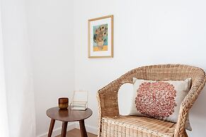 Blue Buddha Beach Rooms & Suites